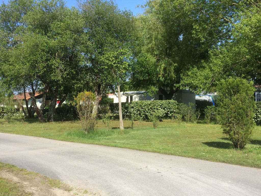 Camping Mussonville Soulac-sur-Mer Exterior foto